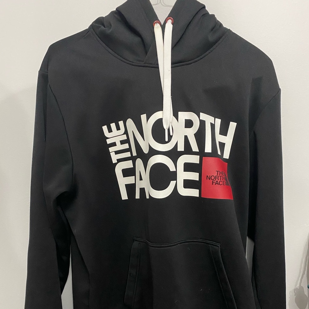 Men’s North Face Hoodie